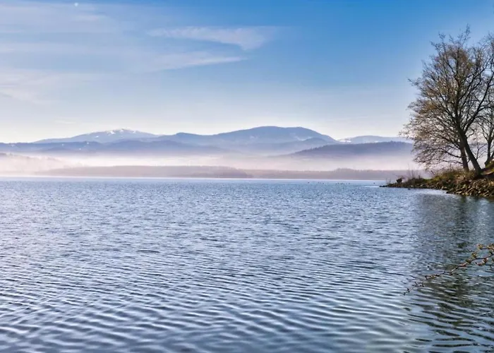 34 Nad Jeziorem W Gorach Komplex Laguna Beskidow דירה זאז'צ'ה